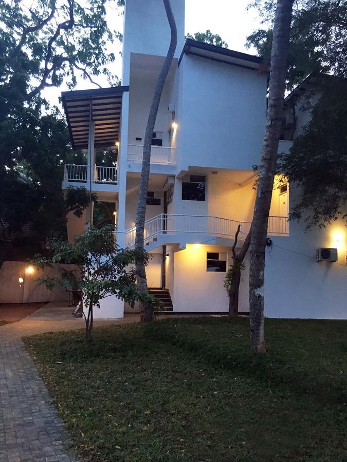 Jade Green Hotel Хамбантота Екстер'єр фото