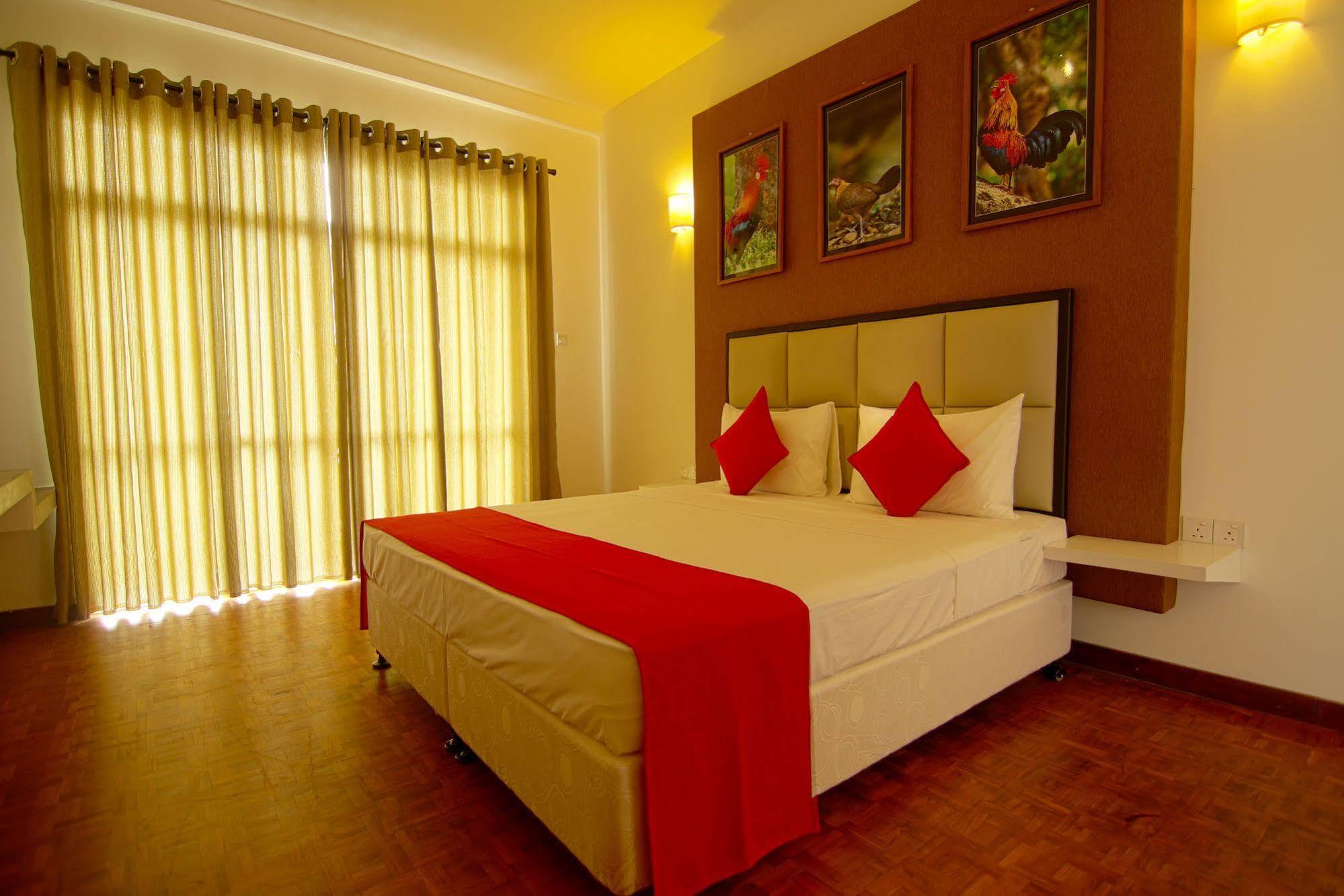 Jade Green Hotel Хамбантота Екстер'єр фото