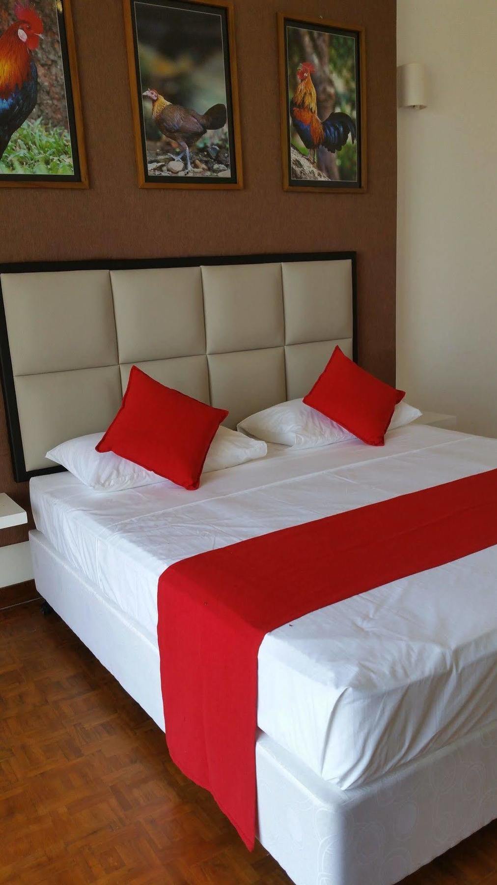 Jade Green Hotel Хамбантота Екстер'єр фото